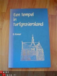 Een tempel in turfgraversland door R. Bronner