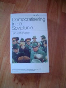 Democratisering in de Sovjetunie door Jan van Putten