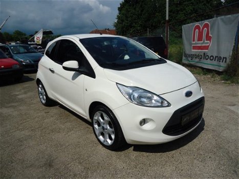 Ford Ka - 1.2 TITANIUM X START/STOP / AIRCO / C.VERGR.AFSTANDBEDIEND/ ELEK RAMEN / LM VELGEN / RADIO - 1