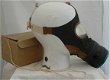 Gasmasker Engels Civiel / Civilian Duty Respirator, type: C1, met opbergdoos, 1938/39. - 3 - Thumbnail