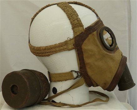 Gasmasker, Frans / Frankrijk, type: TC-38, Civiel, Maat: Normaal, jaren'30/'40.(Nr.3) - 2