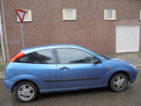 Ford Focus 1.6 3drs hatchback 2002 Onderdelen en Plaatwerk - 2