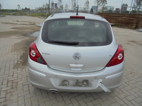 Opel Corsa D 1.2 16V 2010 Onderdelen en Plaatwerk Kleur Z157 - 4