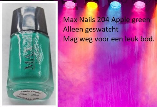 Diverse nagellakjes en topcoats in groen tinten (ook gratis) - 6