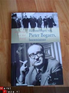 Herinneringen van Pieter Bogaers bouwminister door V/d Kroef