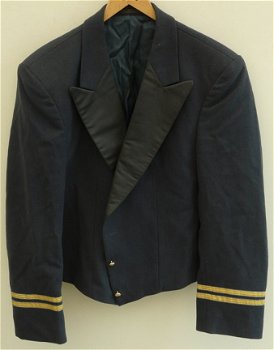 Uniform AT (Avond Tenue), Jas & Broek & Gilet, Kapitein, Koninklijke Luchtmacht, jaren'60/'70.(Nr.1) - 1
