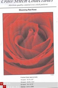 Cross Stitch Collectibles Patroon Blooming Red Rose