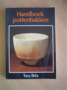 Handboek pottenbakken door Tony Birks