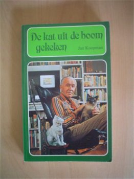 De kat uit de boom gekeken door Jan Koopman - 1