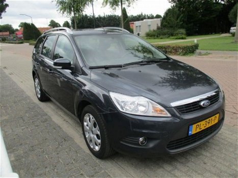 Ford Focus Wagon - 1.6 16V - 1