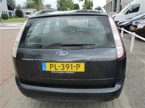 Ford Focus Wagon - 1.6 16V - 1