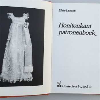 Honitonkant patronenboek, Elsie Luxton - 2