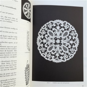 Rosaline Perlée, Handleiding voor het maken van Rosalinekant met 40 patronen door Jan Geelen - 5