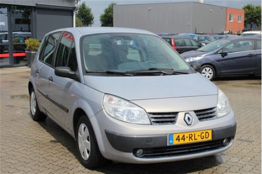 Renault Scénic - 1.6-16V PRIVILÈGE COMFORT airco, radio cd speler, elektrische ramen, trekhaak - 1