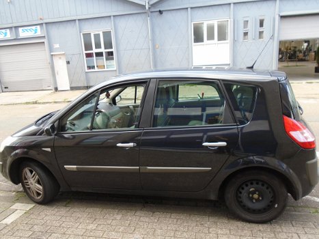 Renault Megane Scenic 1.6 16V 2004 Onderdelen en Plaatwerk - 1