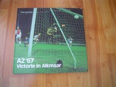 AZ 67 victorie in Alkmaar door Theo Koomen