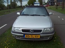 Opel Astra Cabriolet - 1.6i Comfort