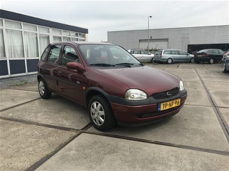 Opel Corsa - Stuurbekrachting/Nieuwe APK/1.4i Strada - 1