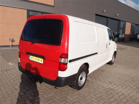 Toyota HiAce - 2.5 D-4D LWB COMFORT 105.000km like new - 1