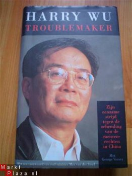 Troublemaker door Harry wu - 1