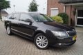 Skoda Superb - 1.6 TDI Greenline Ambition Xenon Navi Clima PDC LMV - 1 - Thumbnail