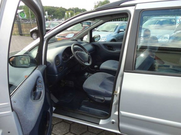 Ford Galaxy - 2.3 Business Edition 5p - nr. 1