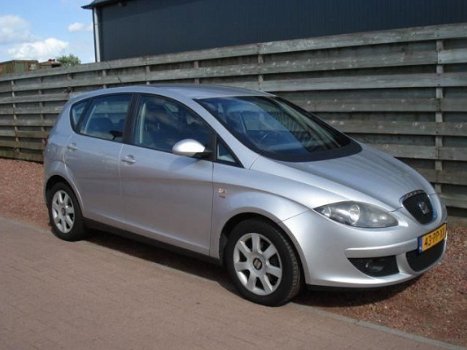 Seat Altea - 2.0tdi stylance dsg aut - 1