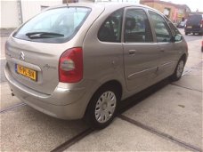 Citroën Xsara Picasso - 1.8i-16V Image