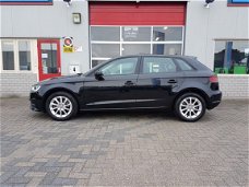Audi A3 Sportback - 1.6 TDI Attraction Pro Line Navigatie PDC Lichtmetaal Climate control cruise