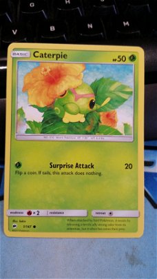 Caterpie 1/147 Common sm burning shadows