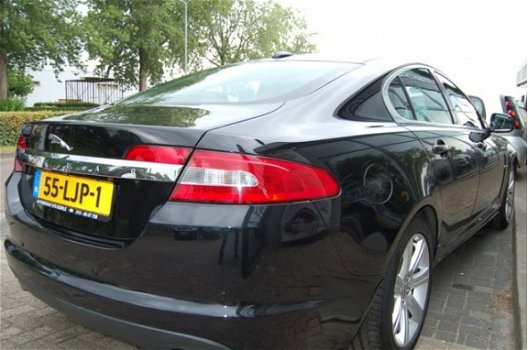 Jaguar XF - 3.0D Luxury - 1