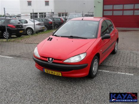 Peugeot 206 - XR 1.4 Stuurbekrachtiging APK 07-2018 - 1