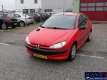 Peugeot 206 - XR 1.4 Stuurbekrachtiging APK 07-2018 - 1 - Thumbnail