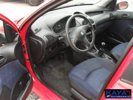 Peugeot 206 - XR 1.4 Stuurbekrachtiging APK 07-2018 - 1