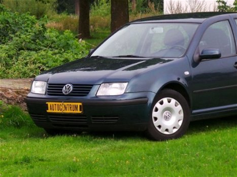 Volkswagen Bora - 1.6-16V ( 1e EIGENAAR + INRUIL MOGELIJK ) - 1