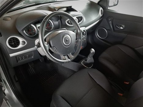 Renault Clio - 1.4-16V 98pk Dynamique 5-DRS | Airco | Cruise-control | - 1
