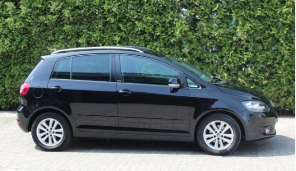 Volkswagen Golf Plus - Style 1.6TDI Highline - 1