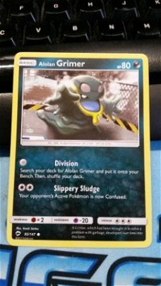 Alolan Grimer  83/147 Common sm burning shadows