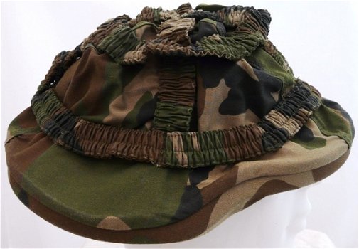 Helm Overtrek, type: M95, M81 Woodland, Korps Mariniers, Koninklijke Marine, maat: M, vanaf 2000. - 3