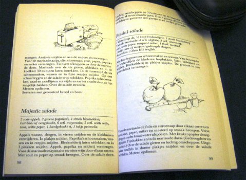 kookboek van Albert Mol, feestelijke hapjes, NIEUW,1986 - 6