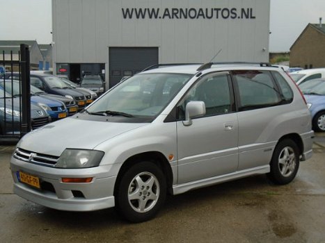 Mitsubishi Space Runner - 2.4 GDI GLS, AIRCO, SCHUIFDEUR RECHTS, ELEK-RAMEN, CENT-VERGRENDELING, RAD - 1