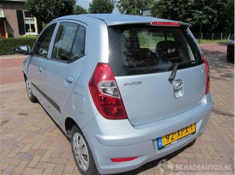 Hyundai i10 - 1.1i 12_V I-DRIVE - 1