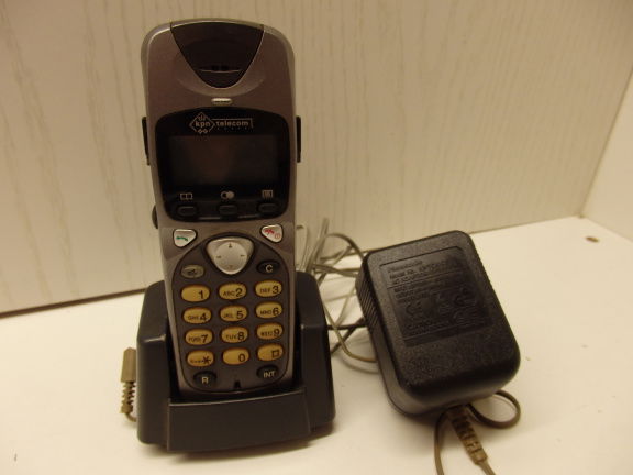 KPN tafel/wand telefoontoestel met oplader. - nr. 1