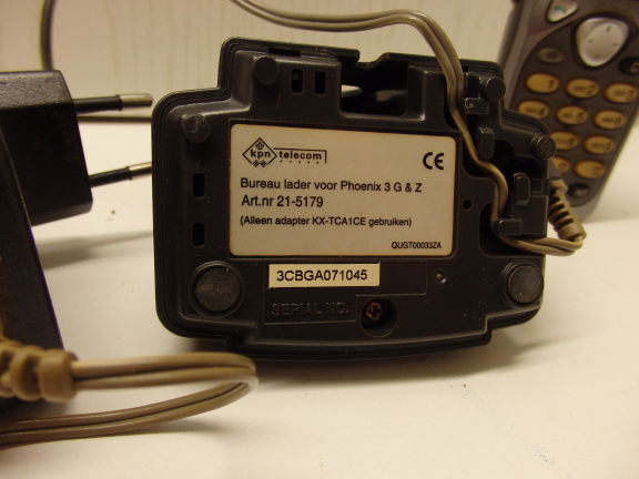 KPN tafel/wand telefoontoestel met oplader. - Afbeelding 5
