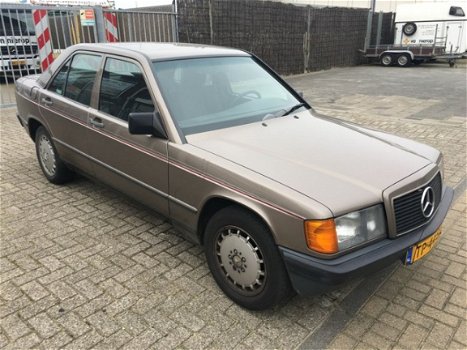 Mercedes-Benz 190-serie - 190d 2.5diesel - 1