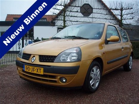 Renault Clio - 1.4 16V Dynamique *NIEUWE APK - 1