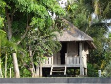 Vakantiehuizen op Bali te huur 8 pers direct aan zee