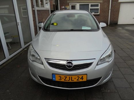 Opel Astra Sports Tourer - 1.4 COSMO - 1