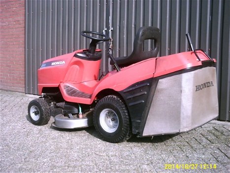 Honda grasmaaier / zitmaaier met opvangbak / Tel: 06-15 11 08 36 - 3