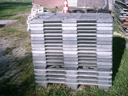 kunstof pallets plastic pallets stapelpallets - 1